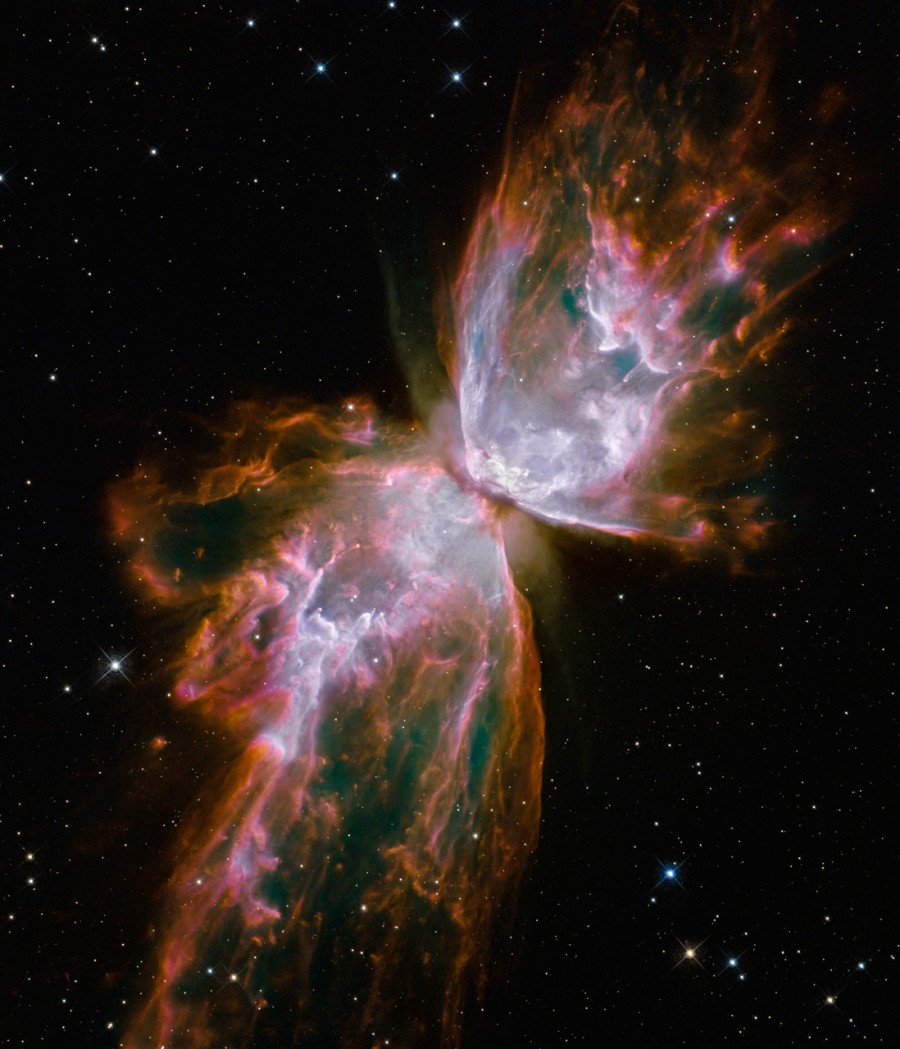 Butterfly-Emerges-from-Stellar-Demise-in-Planetary-Nebula-NGC-6302-e1411046705773