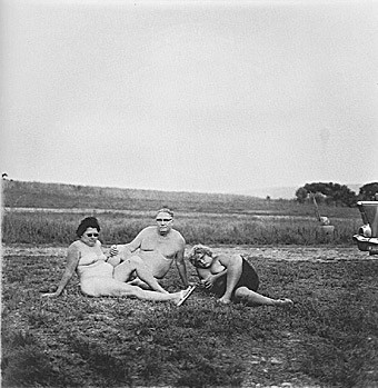 arbus nudists