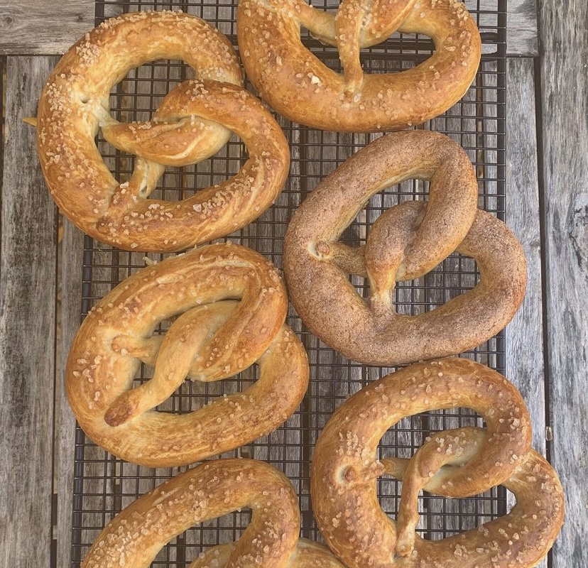 Soft pretzels on cooling rack.